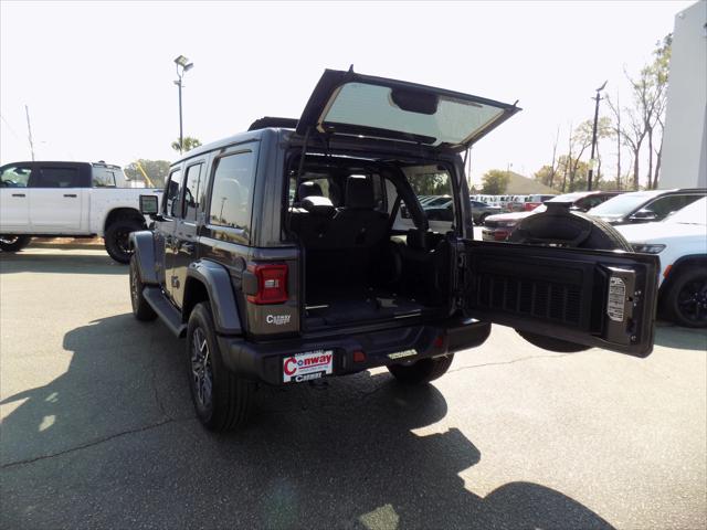 2026 Jeep Wrangler 4-Door Sahara 4x4