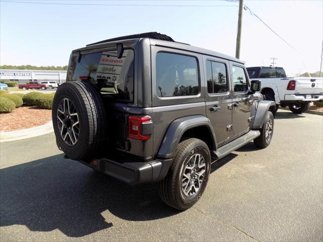 2026 Jeep Wrangler 4-Door Sahara 4x4