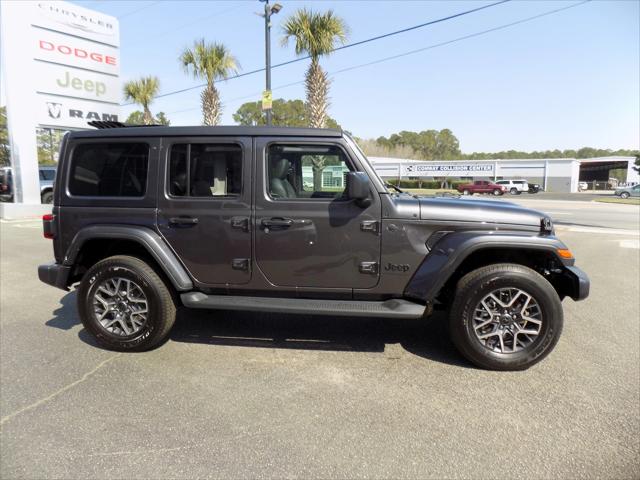 2026 Jeep Wrangler 4-Door Sahara 4x4