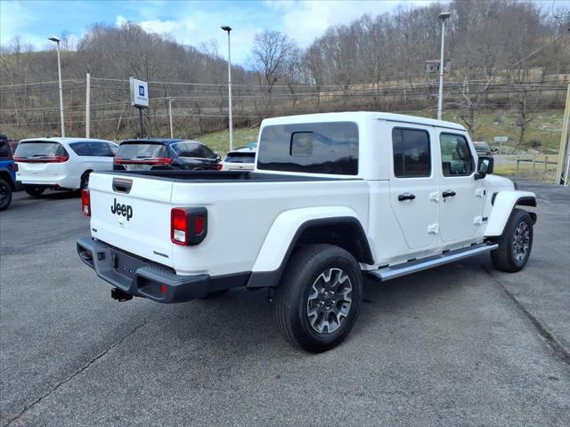 2026 Jeep Gladiator GLADIATOR SAHARA 4X4