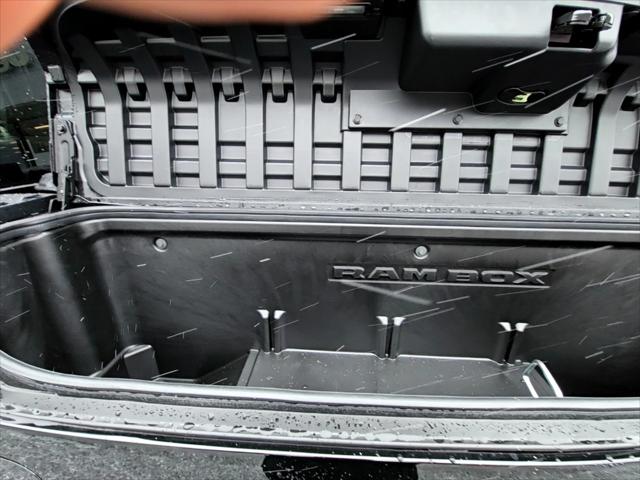 2026 Ram 1500 Tungsten Crew Cab 4x4 5'7" Box