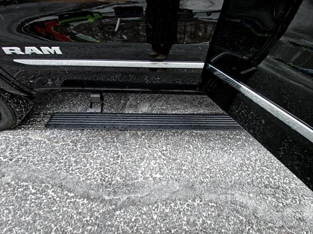 2026 Ram 1500 Tungsten Crew Cab 4x4 5'7" Box