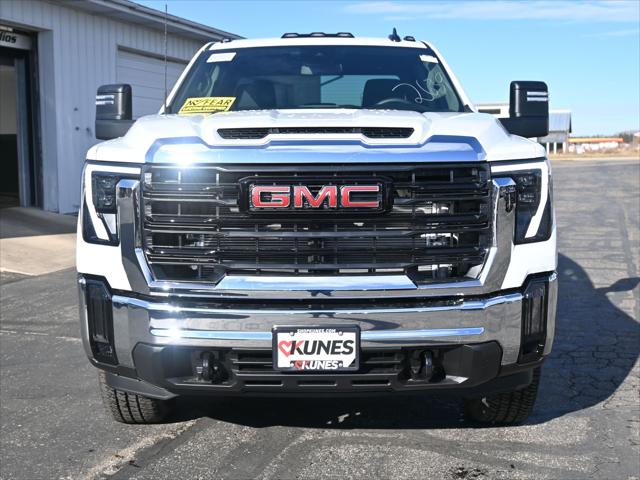 2026 GMC Sierra 3500HD Crew Cab, Long Bed, Pro Dual Rear Wheel, 4WD