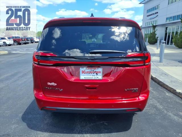 2026 Chrysler Pacifica Limited AWD