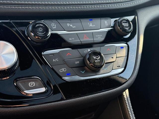 2026 Chrysler Pacifica Limited AWD