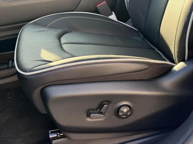 2026 Chrysler Pacifica Limited AWD