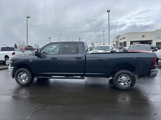 2026 RAM Ram 3500 RAM 3500 TRADESMAN CREW CAB 4X4 8 BOX