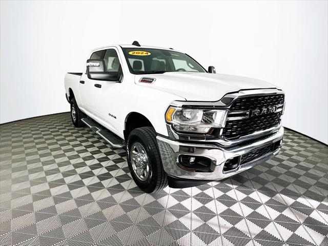 2024 RAM 2500 Big Horn Crew Cab 4x4 64 Box