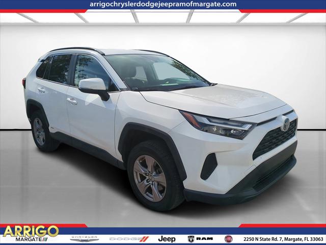 2022 Toyota RAV4 Hybrid XLE