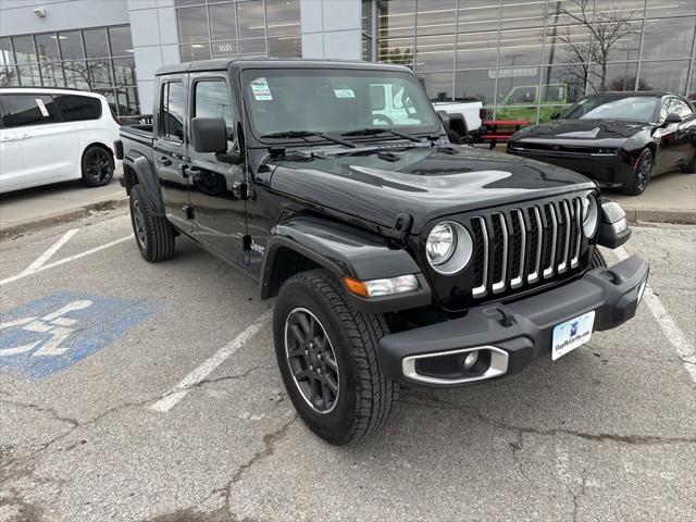 2023 Jeep Gladiator Overland 4x4