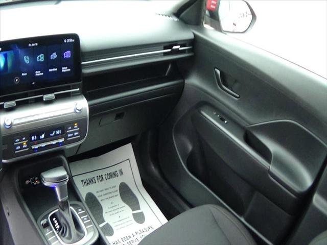 2025 Hyundai Kona SEL