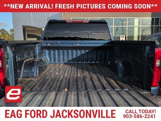 2022 Chevrolet Silverado 1500 LTD 4WD Crew Cab Short Bed Custom