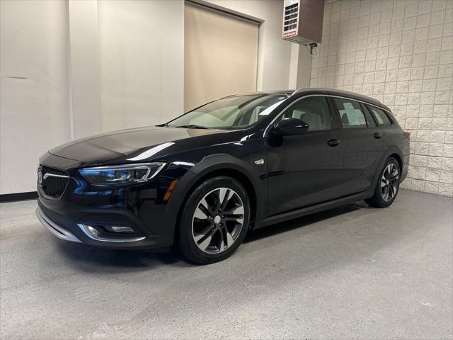2018 Buick Regal TourX Essence
