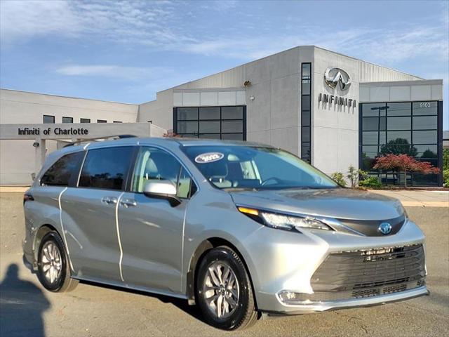 2022 Toyota Sienna XLE