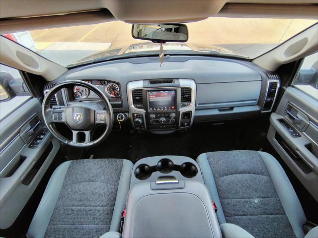 2019 RAM 1500 Classic SLT Crew Cab 4x4 64 Box