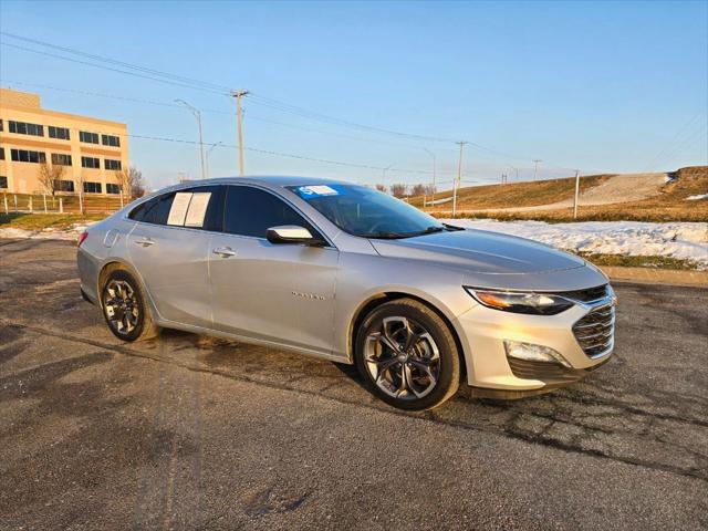 2022 Chevrolet Malibu FWD LT