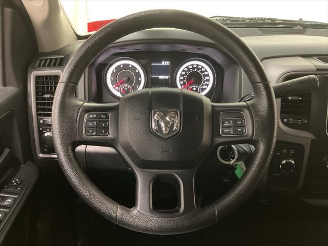 2017 RAM 2500 Tradesman Crew Cab 4x4 64 Box