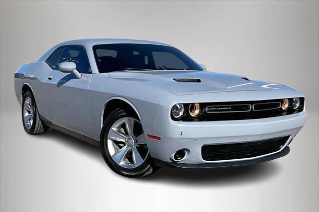 2022 Dodge Challenger SXT