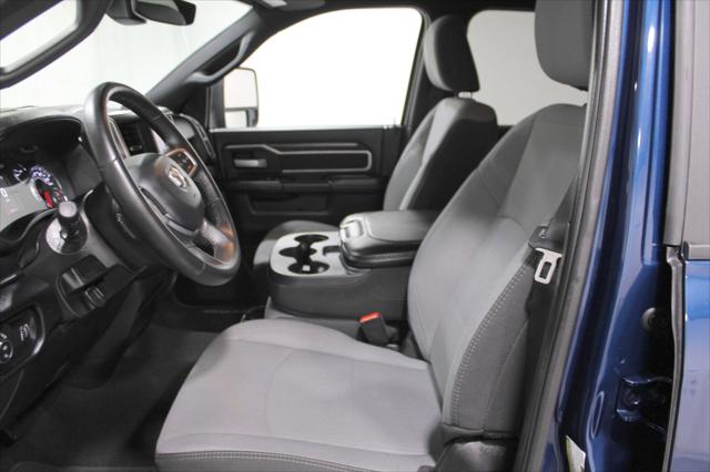 2024 RAM 2500 Big Horn Crew Cab 4x4 64 Box 2024 RAM 2500 Big Horn Crew Cab 4x4 64 Box