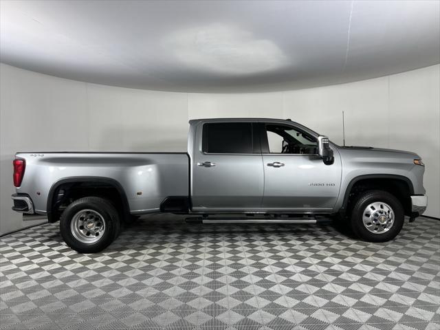 2025 Chevrolet Silverado 3500HD 4WD Crew Cab Long Bed LTZ