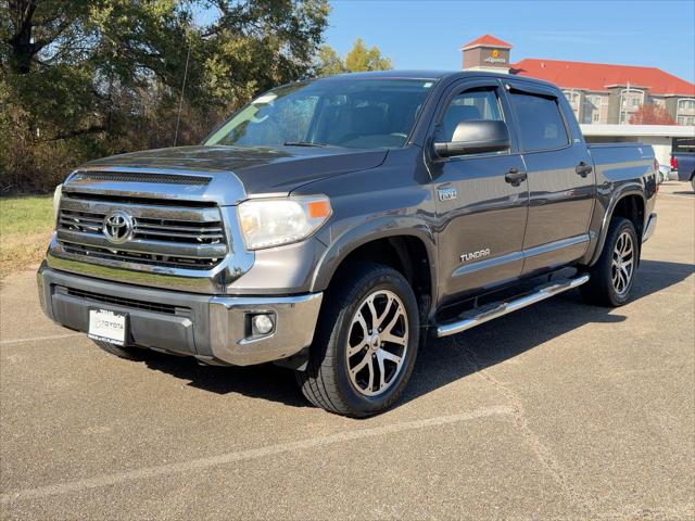2017 Toyota Tundra SR5 5.7L V8 2017 Toyota Tundra SR5 5.7L V8