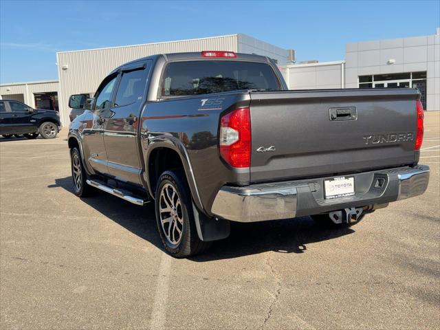 2017 Toyota Tundra SR5 5.7L V8 2017 Toyota Tundra SR5 5.7L V8