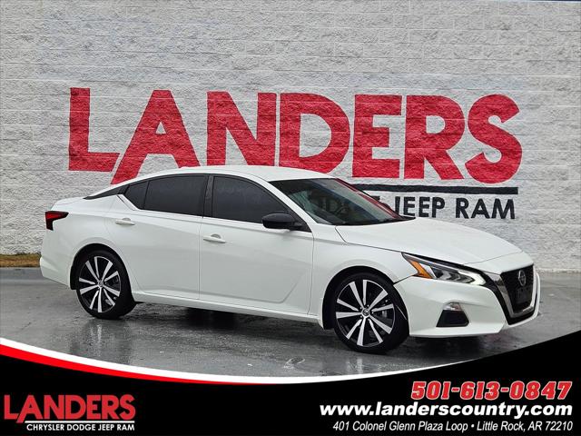 2022 Nissan Altima SR FWD 2022 Nissan Altima SR FWD