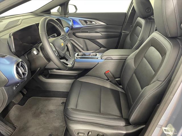 2025 Chevrolet Equinox EV LT 2