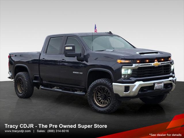 2024 Chevrolet Silverado 2500HD 4WD Crew Cab Standard Bed LT