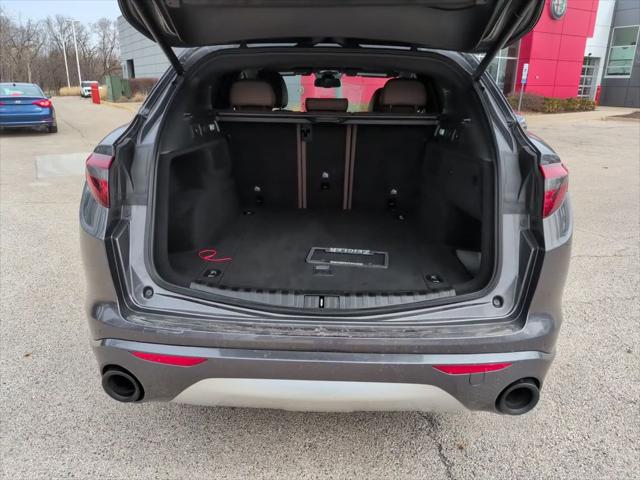 2023 Alfa Romeo Stelvio Ti AWD