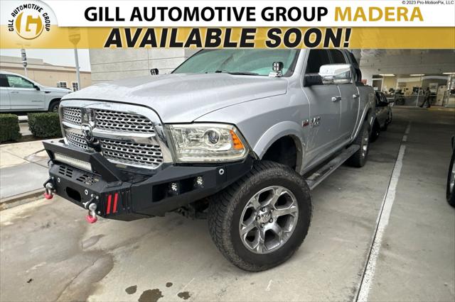 2017 RAM 1500 Laramie Crew Cab 4x4 57 Box 2017 RAM 1500 Laramie Crew Cab 4x4 57 Box