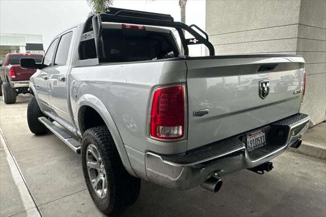 2017 RAM 1500 Laramie Crew Cab 4x4 57 Box 2017 RAM 1500 Laramie Crew Cab 4x4 57 Box