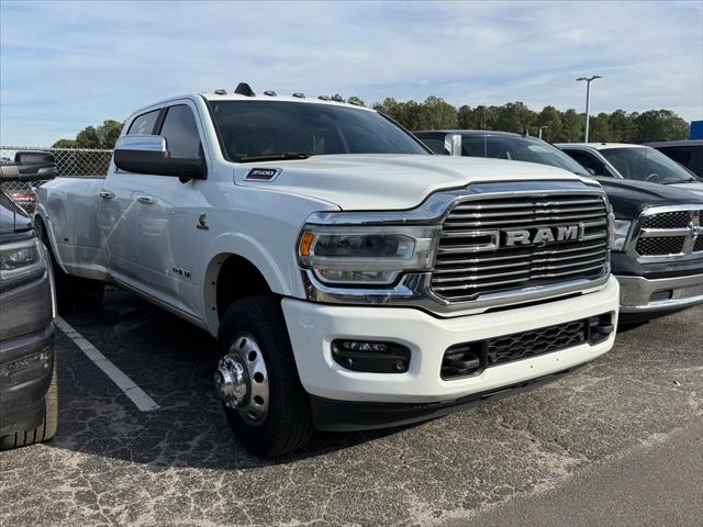 2022 RAM 3500 Laramie Crew Cab 4x4 8 Box