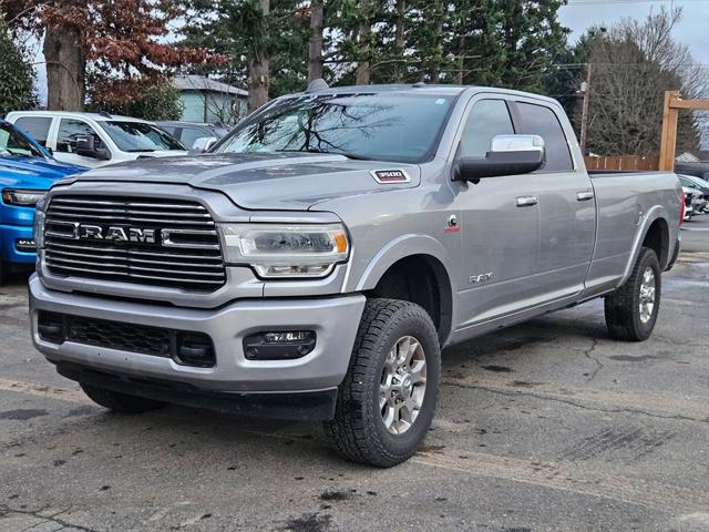 2020 RAM 3500 Laramie Crew Cab 4x4 8 Box