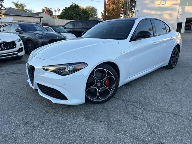2022 Alfa Romeo Giulia Veloce Ti RWD 2022 Alfa Romeo Giulia Veloce Ti RWD