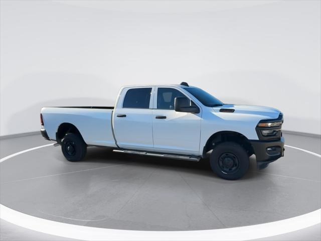 2025 RAM 2500 Tradesman Crew Cab 4x4 8 Box