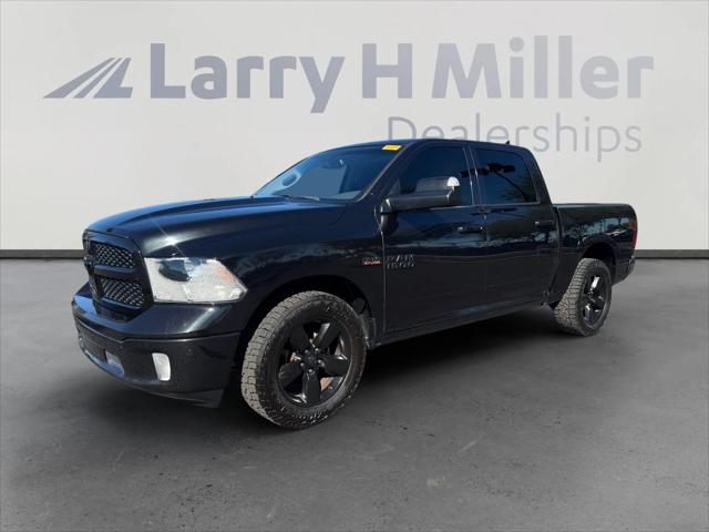 2018 RAM 1500 Big Horn Crew Cab 4x4 57 Box 2018 RAM 1500 Big Horn Crew Cab 4x4 57 Box