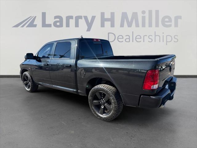 2018 RAM 1500 Big Horn Crew Cab 4x4 57 Box 2018 RAM 1500 Big Horn Crew Cab 4x4 57 Box