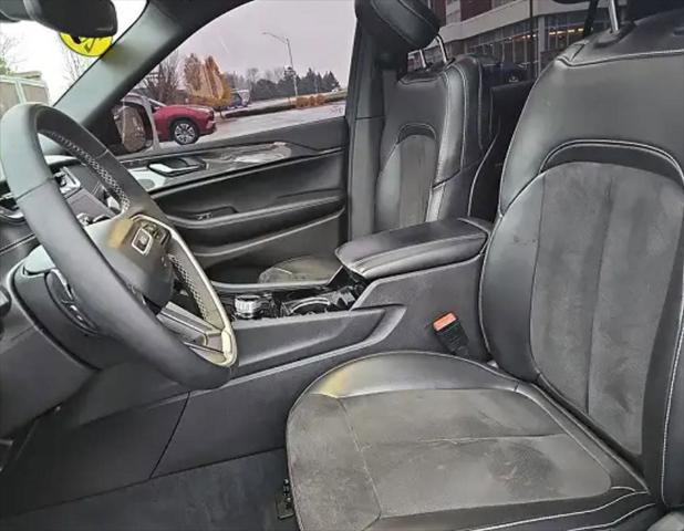 2023 Jeep Grand Cherokee L Altitude 4x4