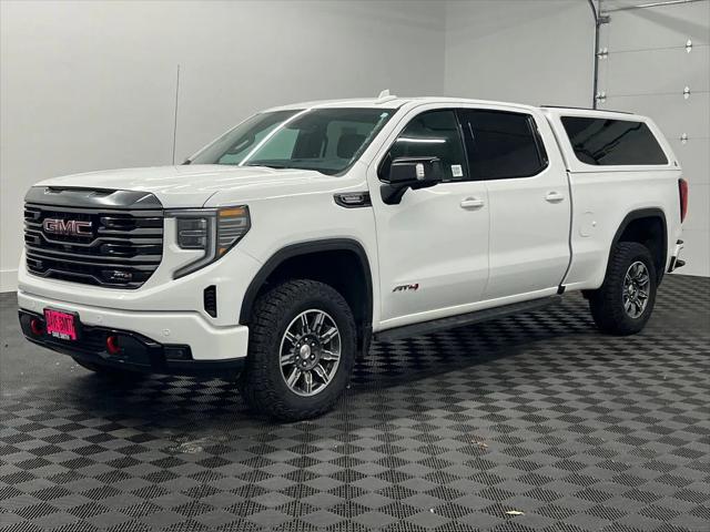 2024 GMC Sierra 1500 4WD Crew Cab Standard Box AT4