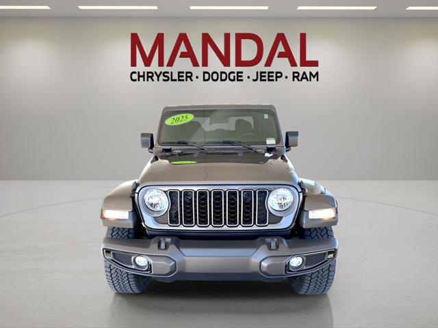 2025 Jeep Gladiator Nighthawk