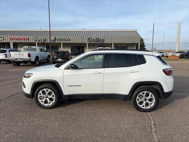 2025 Jeep Compass Latitude 4x4 2025 Jeep Compass Latitude 4x4