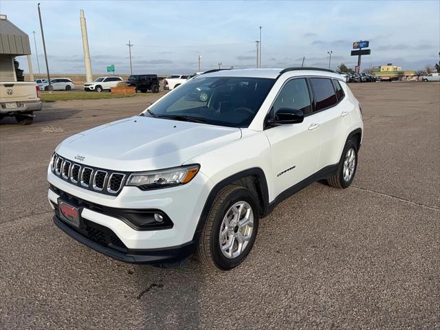2025 Jeep Compass Latitude 4x4 2025 Jeep Compass Latitude 4x4