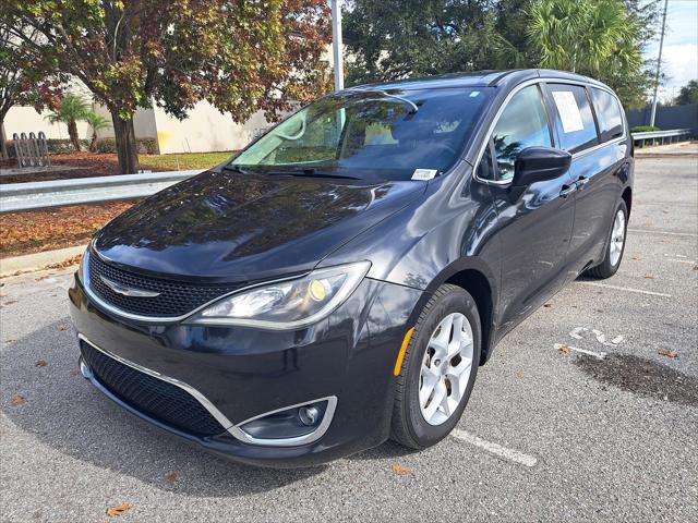 2017 Chrysler Pacifica Touring Plus
