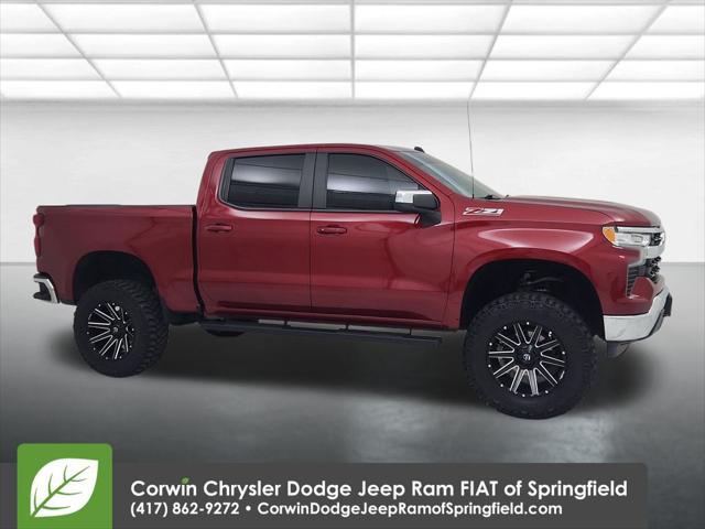 2022 Chevrolet Silverado 1500 4WD Crew Cab Standard Bed LT