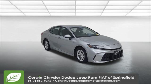 2025 Toyota Camry LE