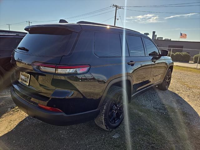 2025 Jeep Grand Cherokee L Altitude 4x4 2025 Jeep Grand Cherokee L Altitude 4x4