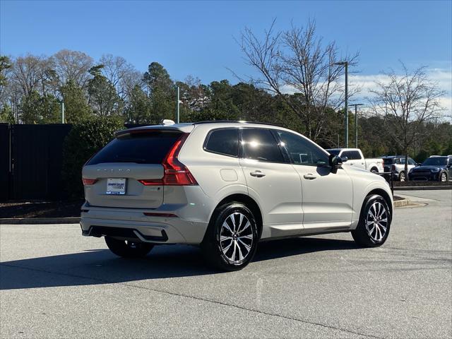 2025 Volvo XC60 B5 Plus 2025 Volvo XC60 B5 Plus