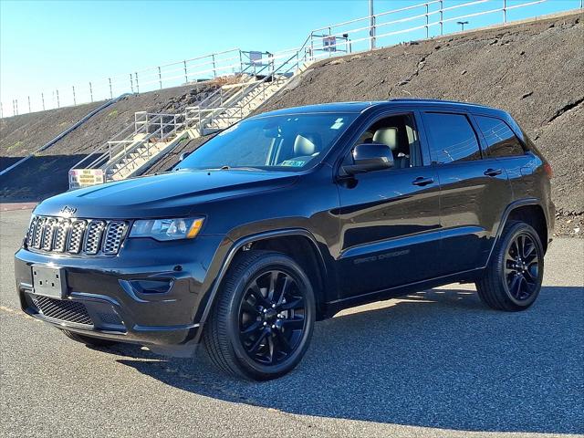 2018 Jeep Grand Cherokee Altitude 4x4 2018 Jeep Grand Cherokee Altitude 4x4