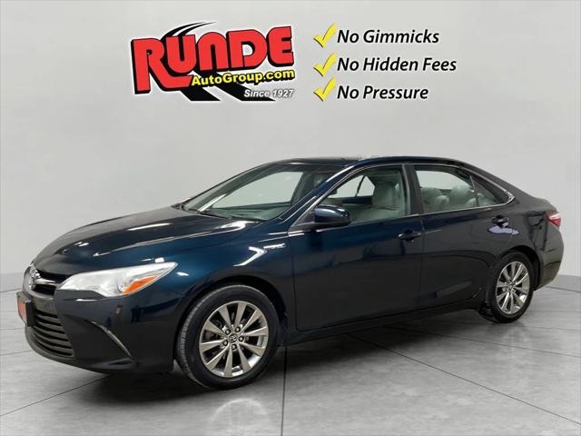 2016 Toyota Camry Hybrid XLE